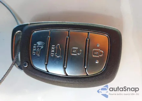 2020 Hyundai Tucson Sel z USA, uszkodzony, nr VIN KM8J3CAL8LU232473